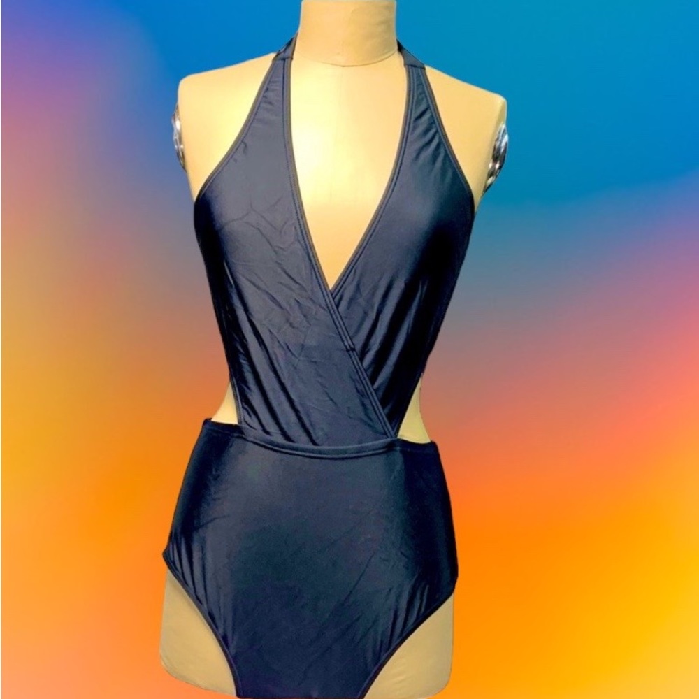 Zeraca One piece swimsuit
